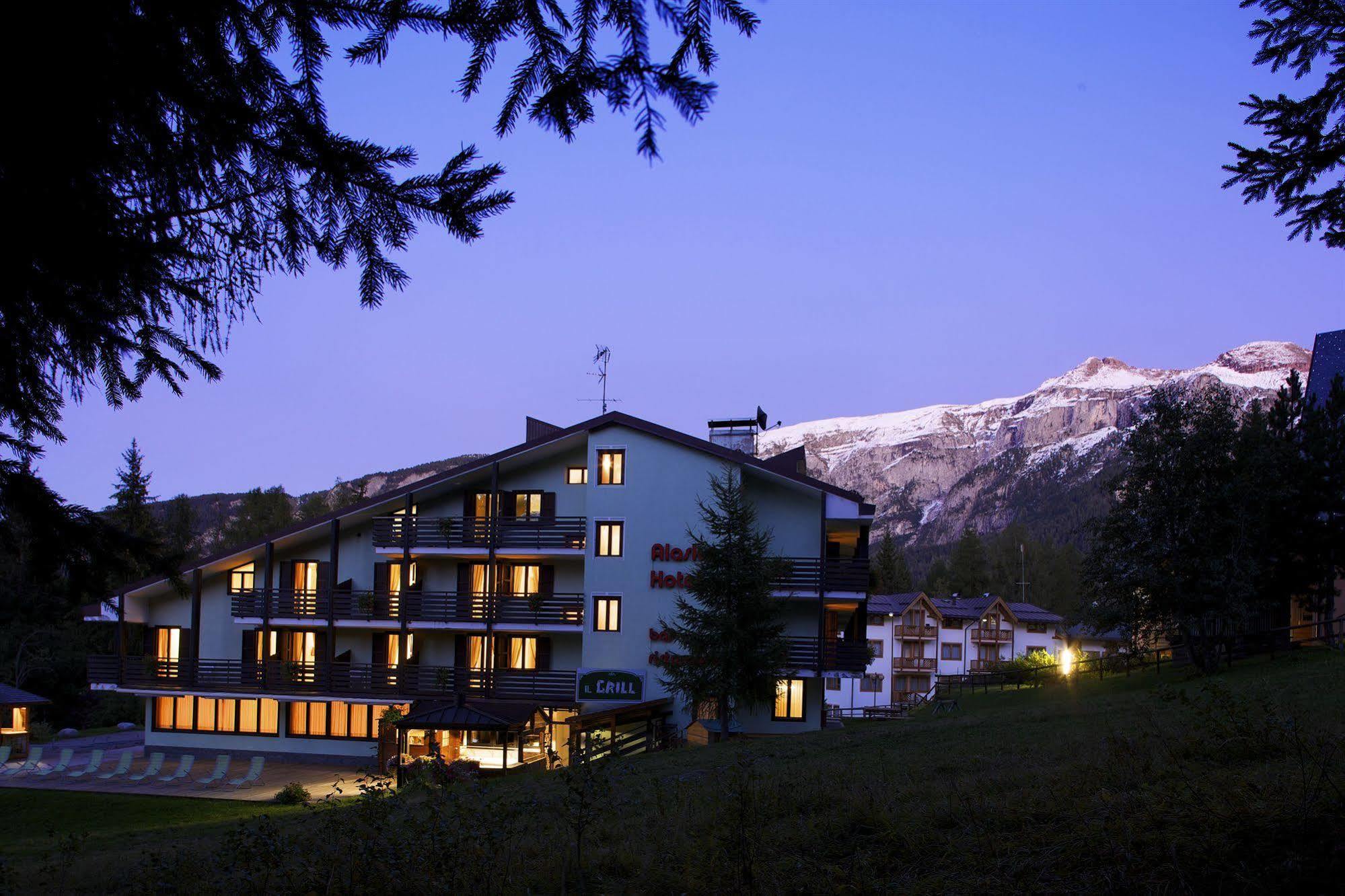 Hotel Alaska Folgarida Esterno foto