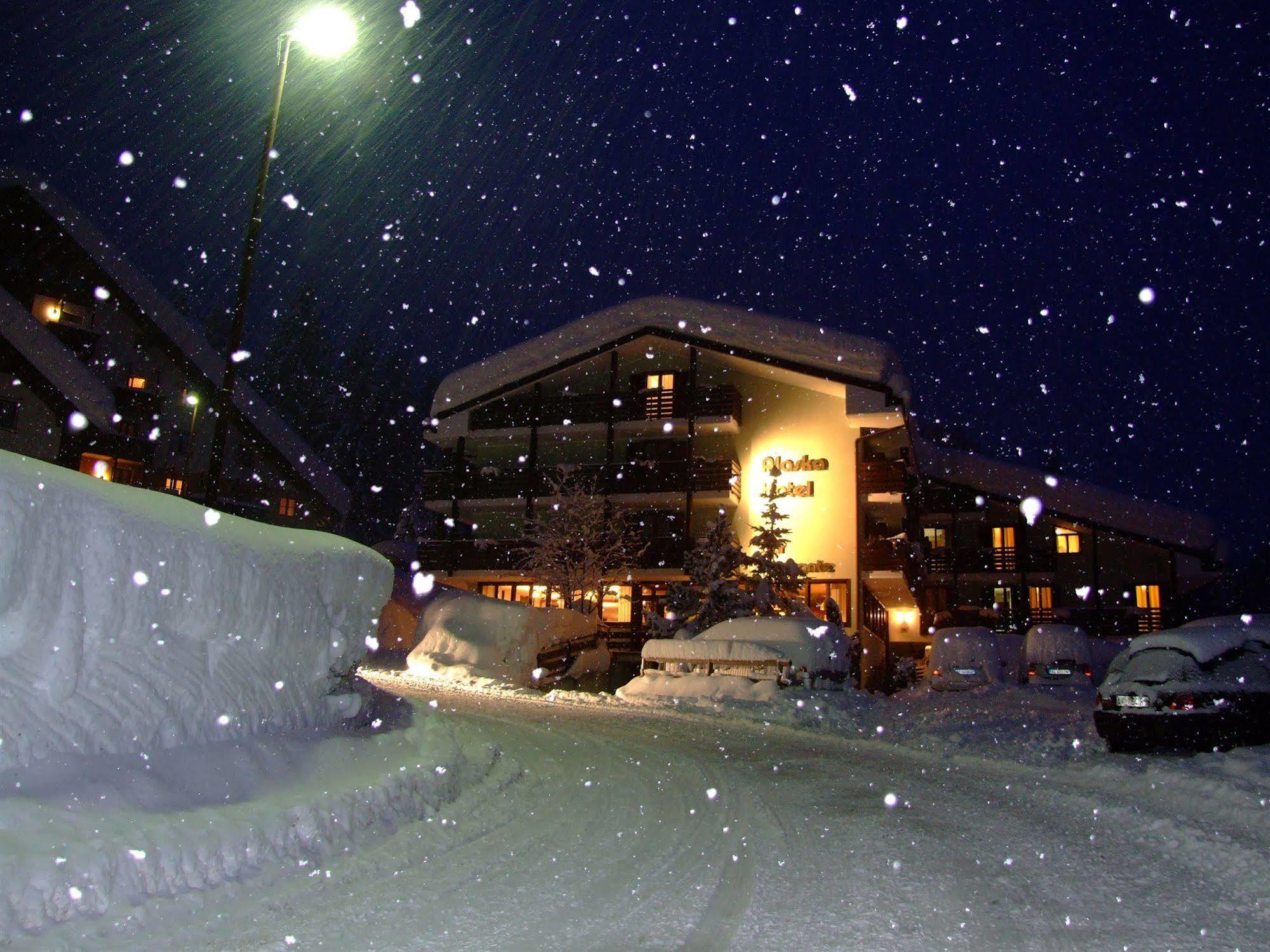 Hotel Alaska Folgarida Esterno foto