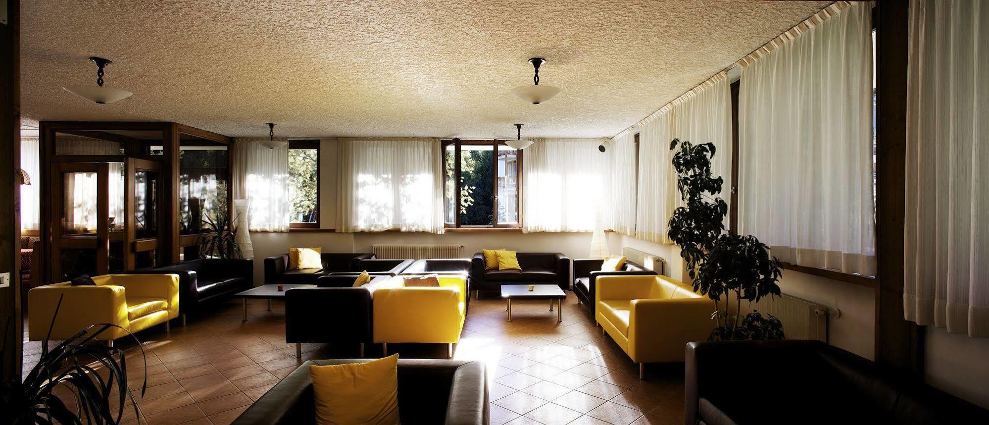 Hotel Alaska Folgarida Esterno foto